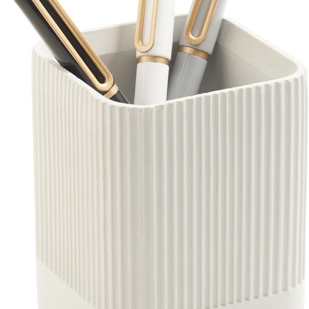 Chic Modern Concrete Pen Holder - Stylish and Durable Desk Organizer in Gray